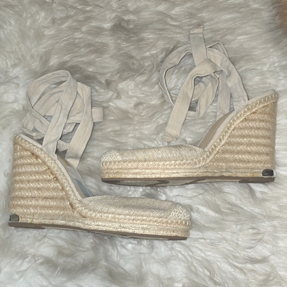 Ivanka Trump Cream Wedges - Picture 3 of 11